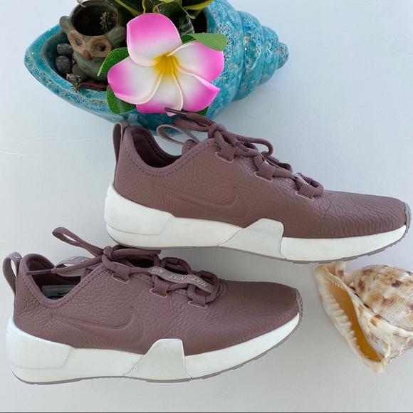 ashin modern sneaker